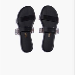 Tkees Alexa clears sandals